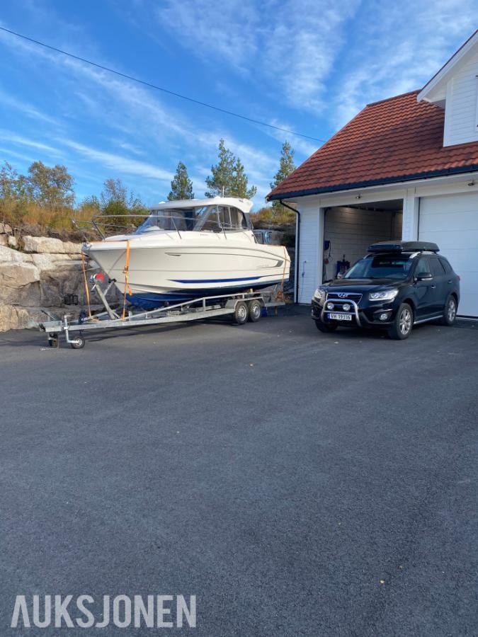 2013 Beneteau Antares 680 Med Suzuki 140HK