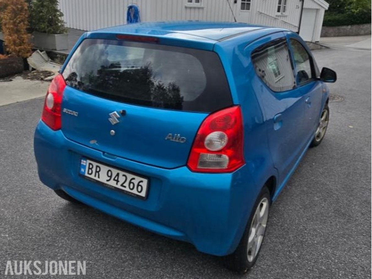 2010 Suzuki Alto 1.0 Bensin 68hk S+V dekk