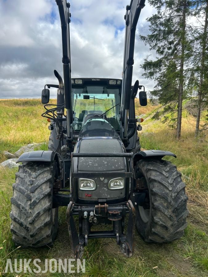 2009 Valtra T191 Manuell Traktor
