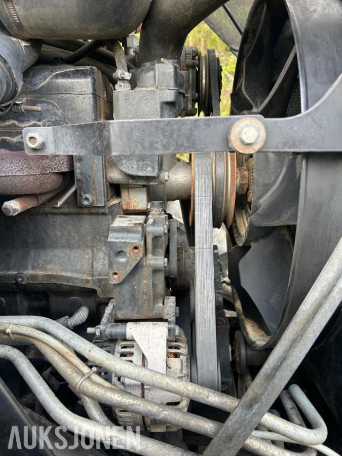 2009 Valtra T191 Manuell Traktor
