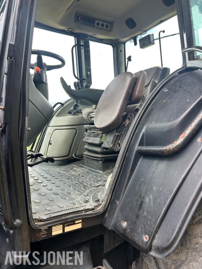 2009 Valtra T191 Manuell Traktor