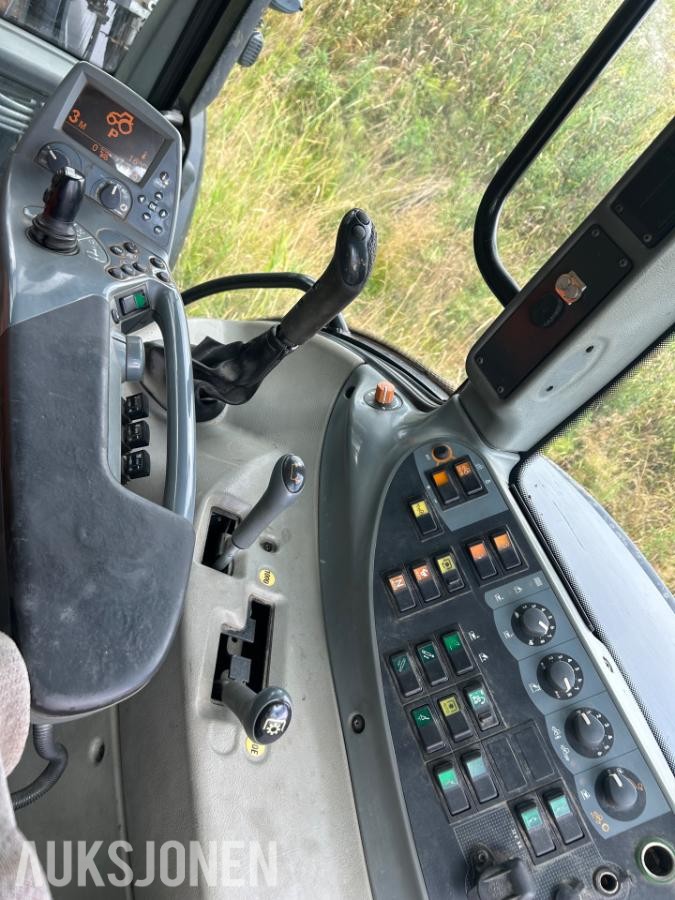 2009 Valtra T191 Manuell Traktor