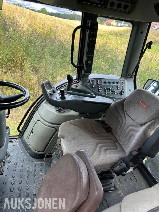 2009 Valtra T191 Manuell Traktor