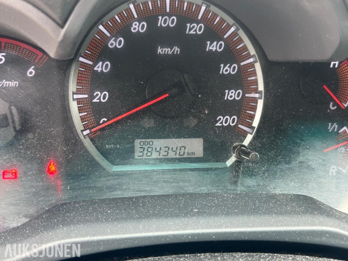 2014 Toyota HiLux 2.5 Diesel 144hk 4WD, Hengerfeste, S+V dekk