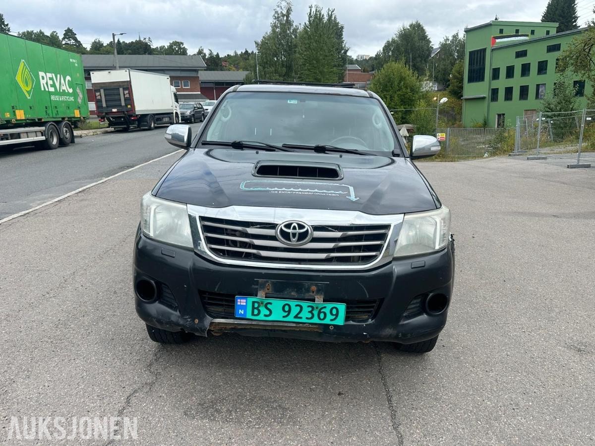 2014 Toyota HiLux 2.5 Diesel 144hk 4WD, Hengerfeste, S+V dekk