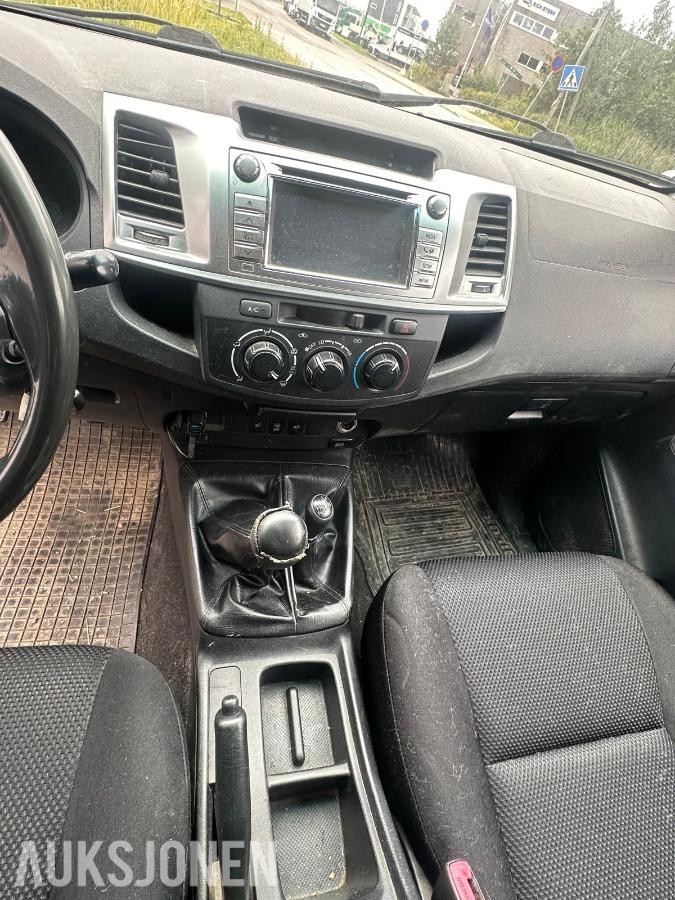 2014 Toyota HiLux 2.5 Diesel 144hk 4WD, Hengerfeste, S+V dekk