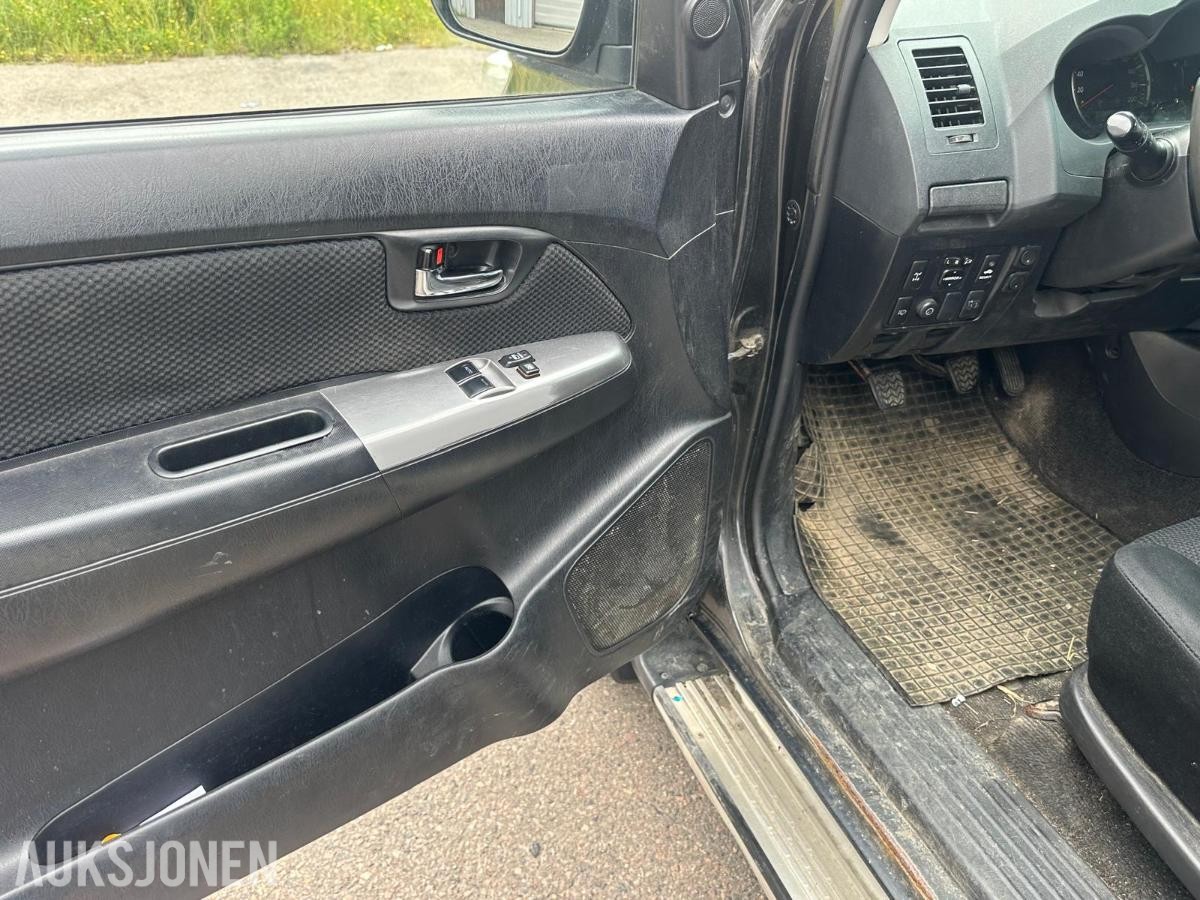 2014 Toyota HiLux 2.5 Diesel 144hk 4WD, Hengerfeste, S+V dekk