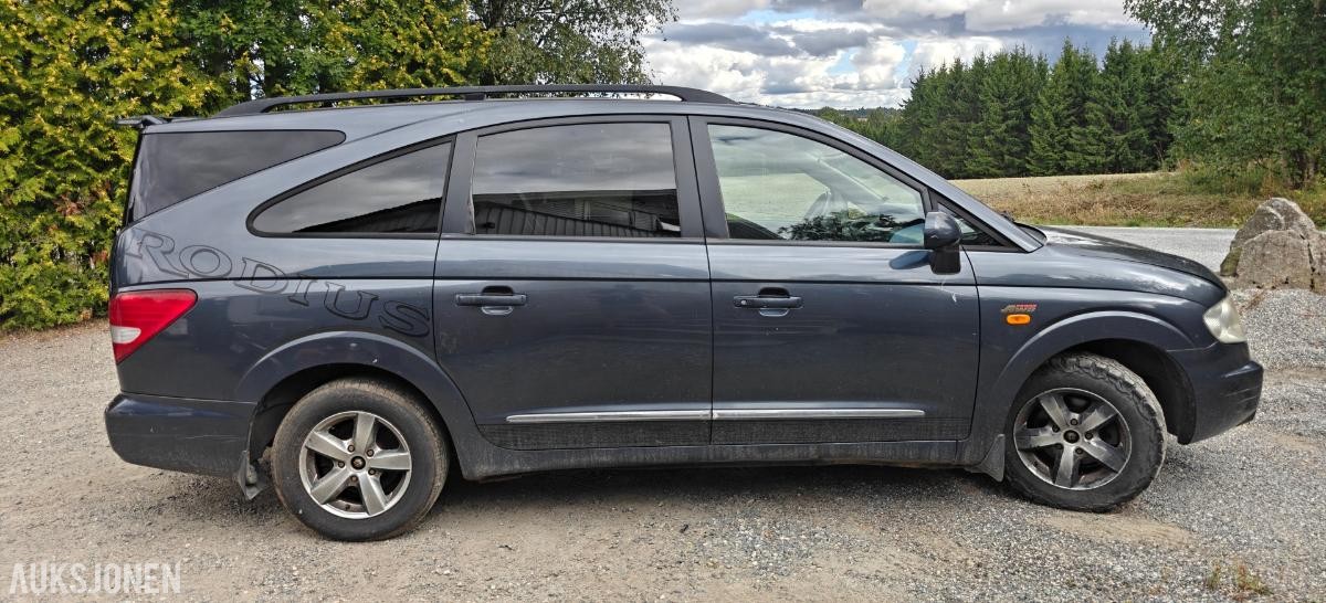 2006 Ssangyong Rodius 2.7 Diesel 165hk 4WD Automat, Reparasjonsobjekt