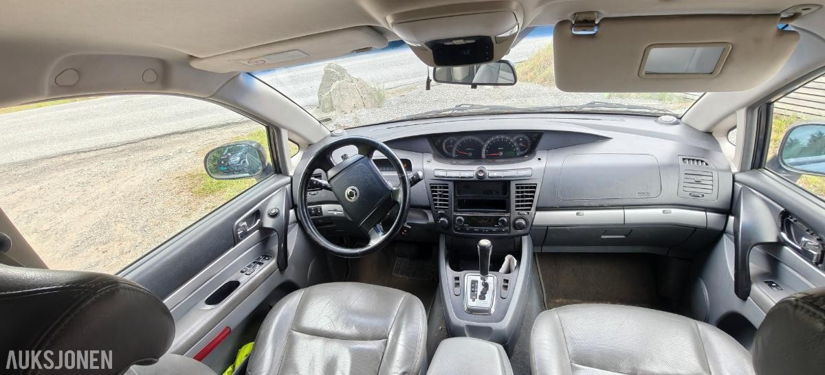 2006 Ssangyong Rodius 2.7 Diesel 165hk 4WD Automat, Reparasjonsobjekt
