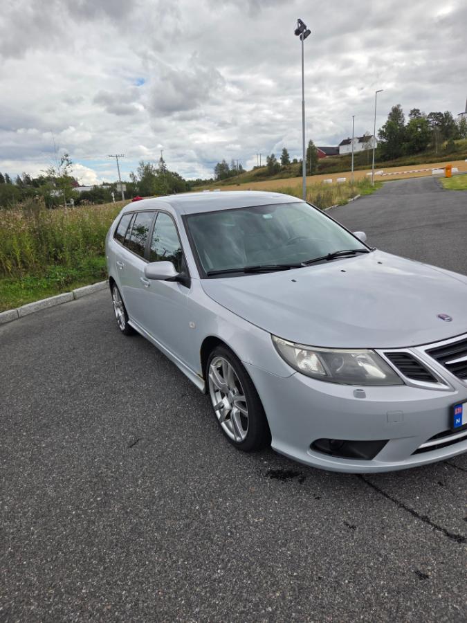 2009 Saab 9-3, 1.9 120hk cruisekontroll hengerfeste skinn s+v dekk eu ok 03.2028