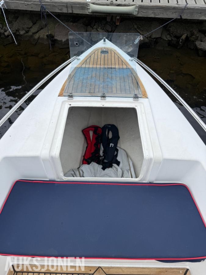 2004 Jeppe 22 sport Med Yamaha Vmax 225hk