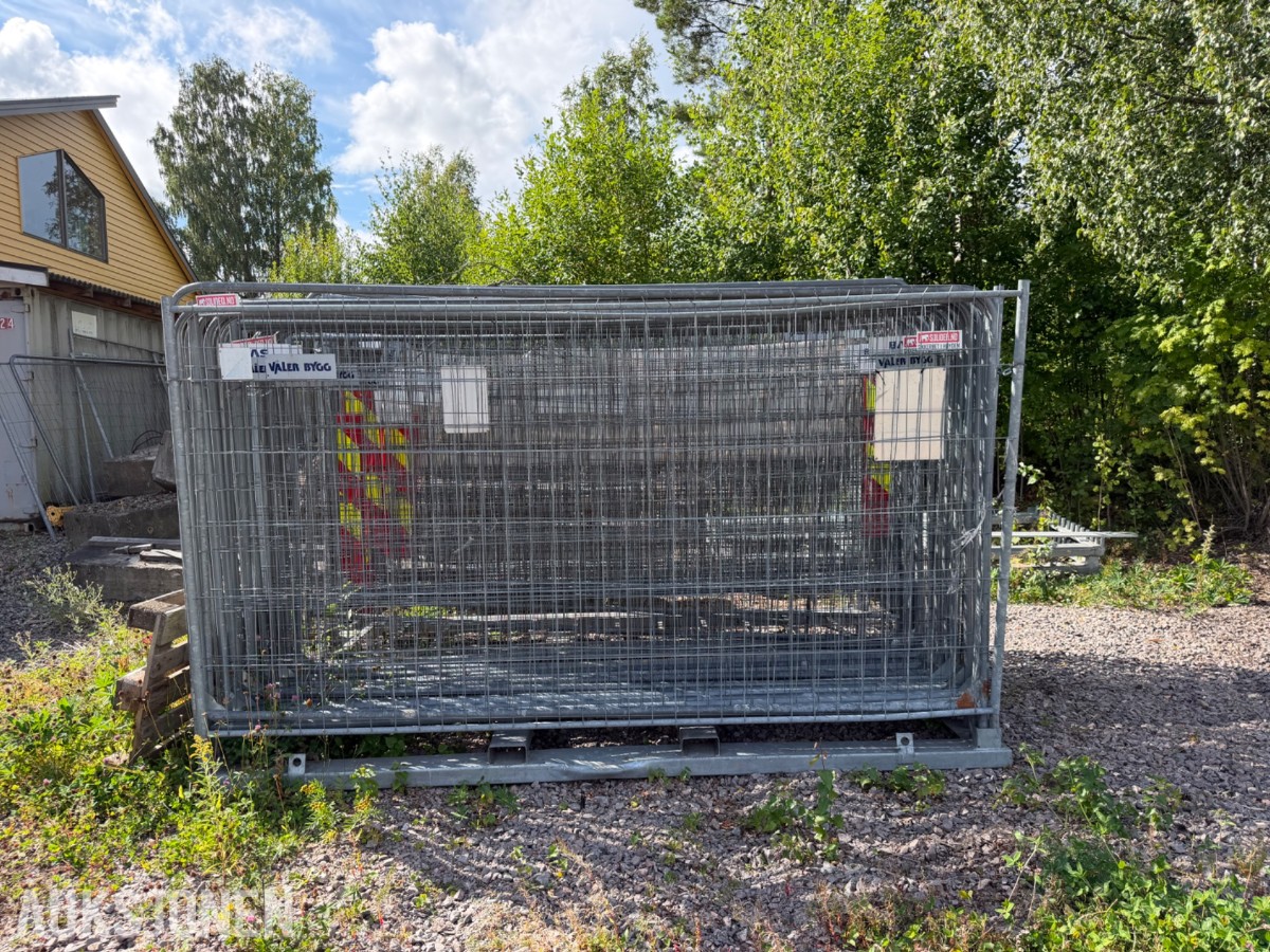 Anleggsgjerder 3,5 x 2 m. med føtter på pall