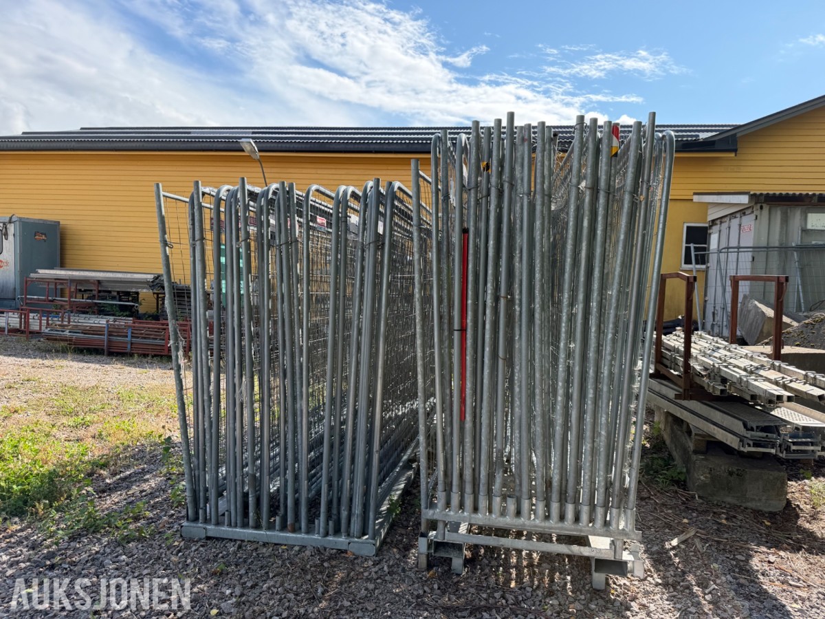 Anleggsgjerder 3,5 x 2 m. med føtter på pall