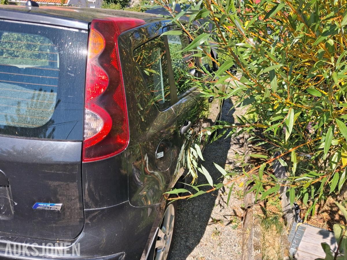 2010 Nissan Note 1.5D 86 hk Manuell 248 884 km