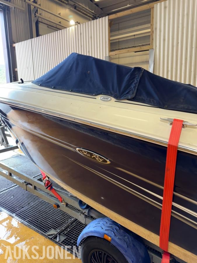 2004 Sea Ray 220 Sun Sport 220hk Mercruiser