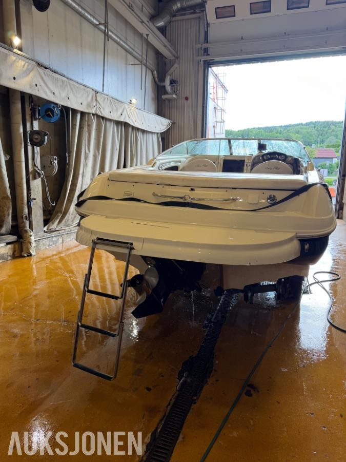 2004 Sea Ray 220 Sun Sport 220hk Mercruiser