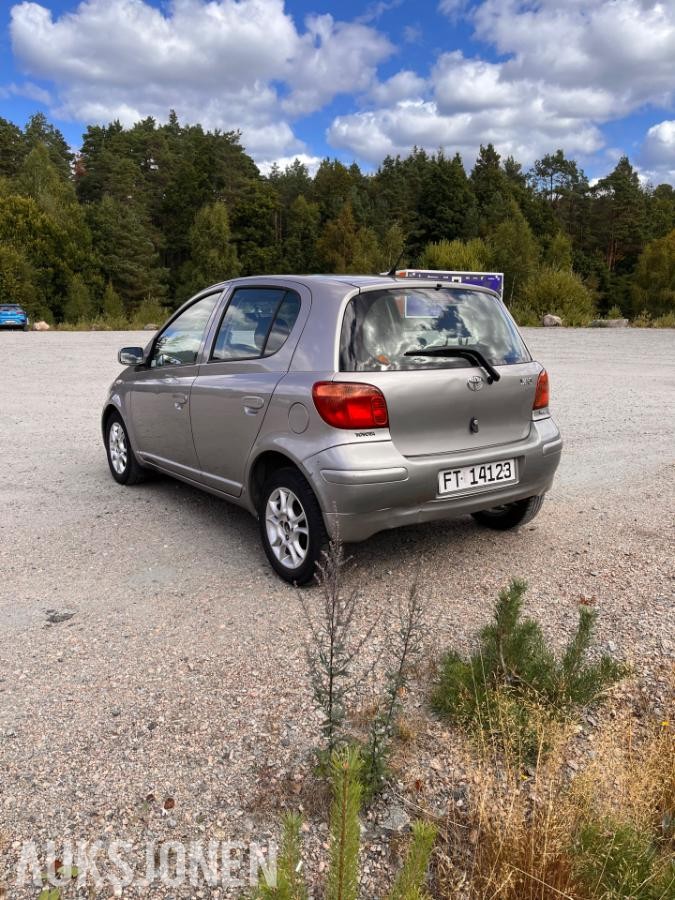 2004 Toyota Yaris - automat s+v dekk   Eu ok 3.2028