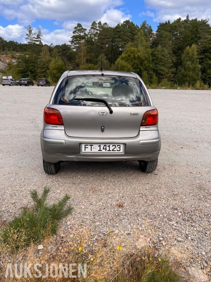 2004 Toyota Yaris - automat s+v dekk   Eu ok 3.2028
