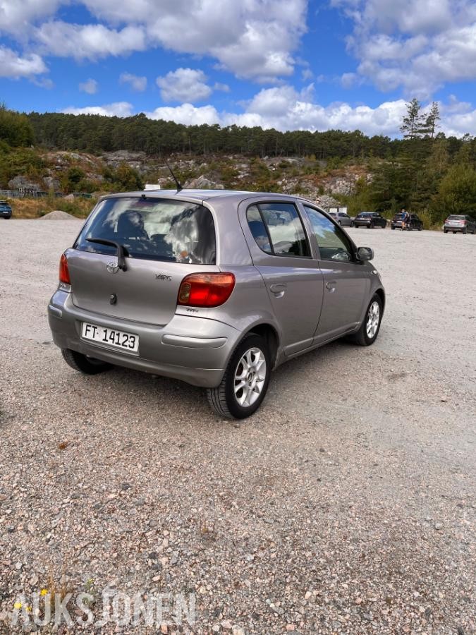 2004 Toyota Yaris - automat s+v dekk   Eu ok 3.2028