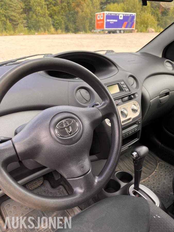 2004 Toyota Yaris - automat s+v dekk   Eu ok 3.2028
