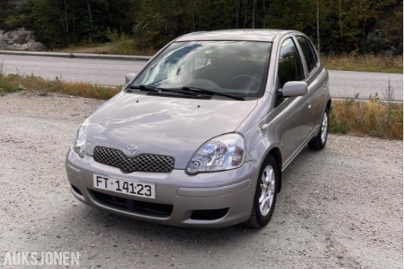 2004 Toyota Yaris - automat s+v dekk   Eu ok 3.2028