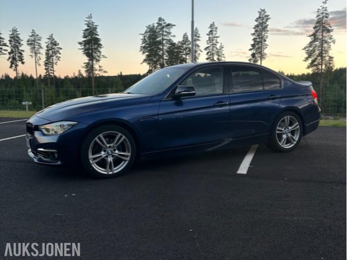 2016 BMW F30 330E Adaptiv Cruisekontroll, Soltak, Harman/Kardon 