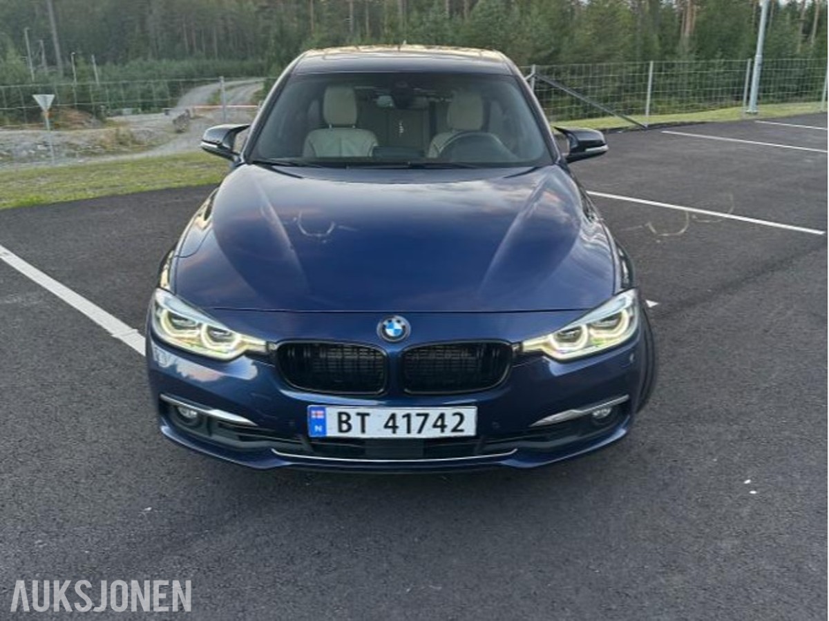 2016 BMW F30 330E Adaptiv Cruisekontroll, Soltak, Harman/Kardon 