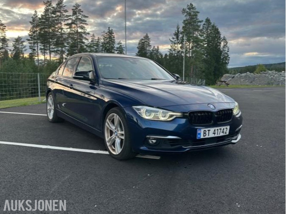 2016 BMW F30 330E Adaptiv Cruisekontroll, Soltak, Harman/Kardon 