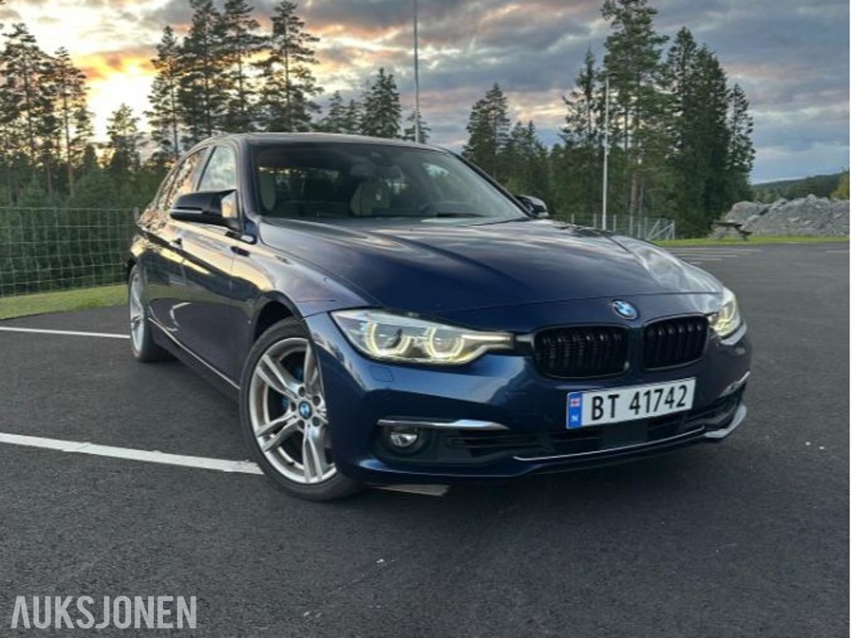 2016 BMW F30 330E Adaptiv Cruisekontroll, Soltak, Harman/Kardon 