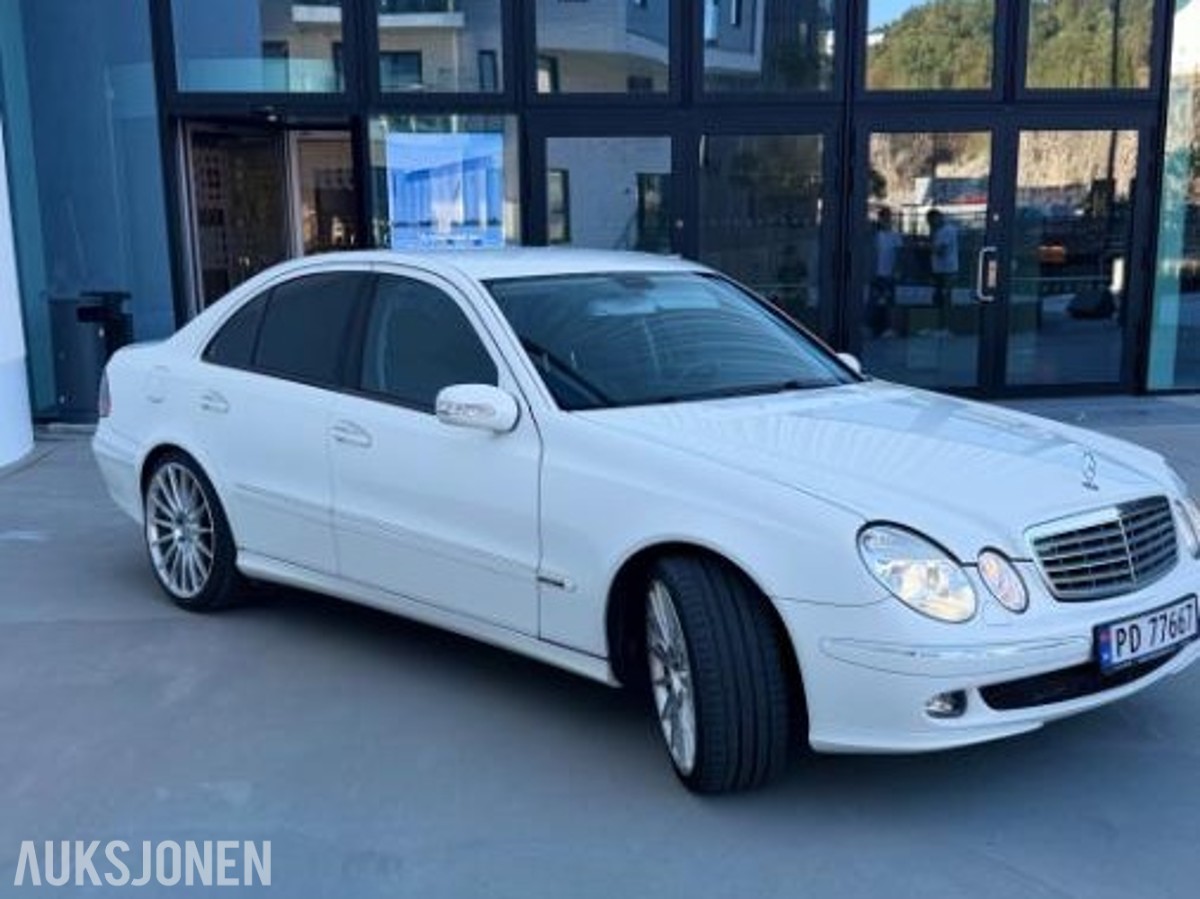 2004 Mercedes-Benz E-Klasse E 500 5.0, 175000km, Automat, Skinninteriør, Cruisekontroll, Hengerfeste