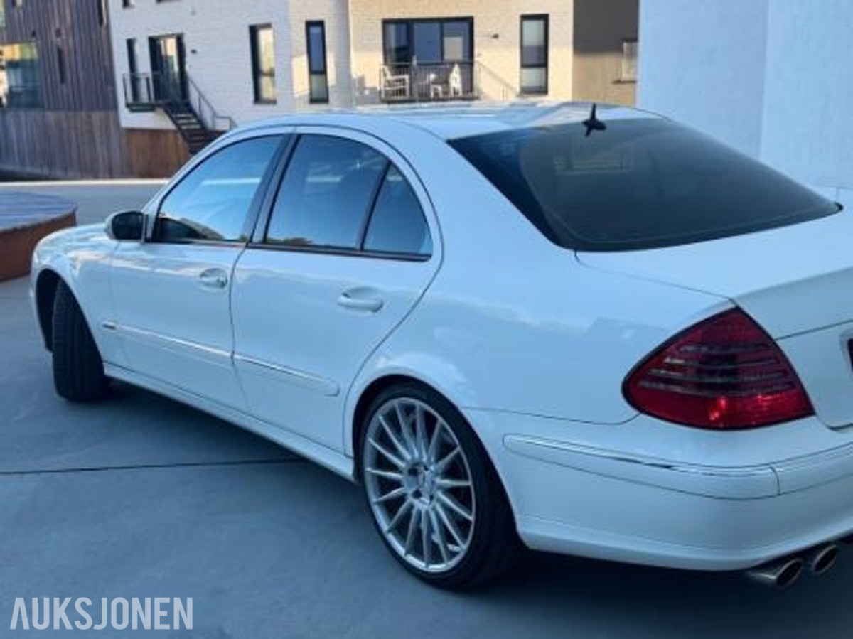 2004 Mercedes-Benz E-Klasse E 500 5.0, 175000km, Automat, Skinninteriør, Cruisekontroll, Hengerfeste