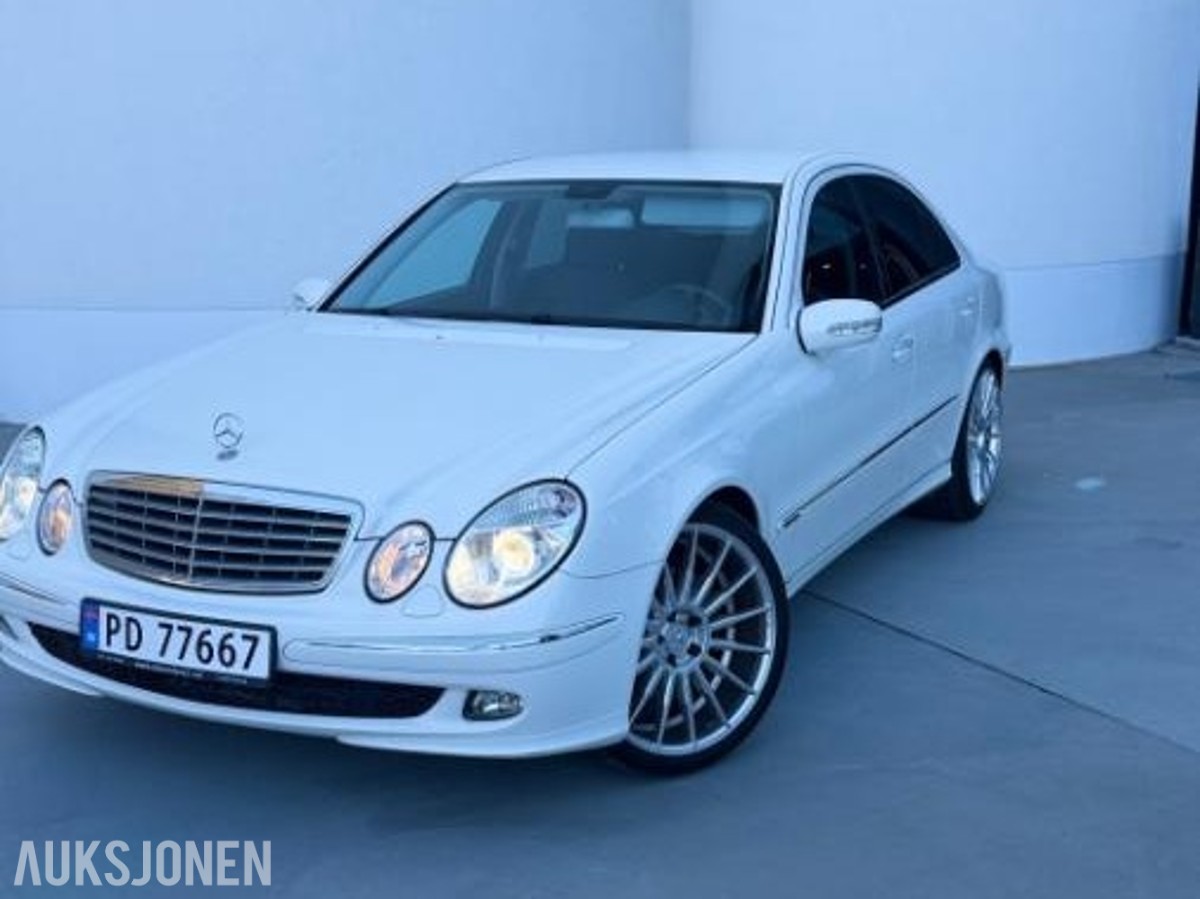 2004 Mercedes-Benz E-Klasse E 500 5.0, 175000km, Automat, Skinninteriør, Cruisekontroll, Hengerfeste