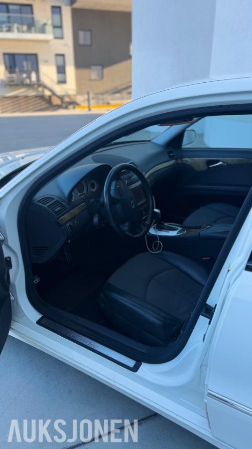 2004 Mercedes-Benz E-Klasse E 500 5.0, 175000km, Automat, Skinninteriør, Cruisekontroll, Hengerfeste