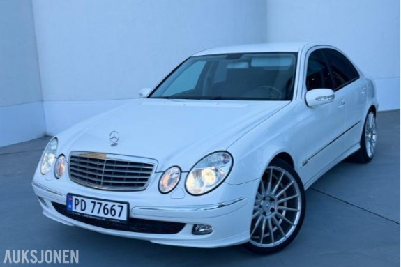 2004 Mercedes-Benz E-Klasse E 500 5.0, 175000km, Automat, Skinninteriør, Cruisekontroll, Hengerfeste