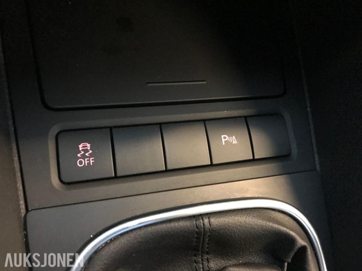2013 Volkswagen Golf 1.6 Diesel 4MOTION, Cruisekontroll, Hengerfeste, Skinninteriør 