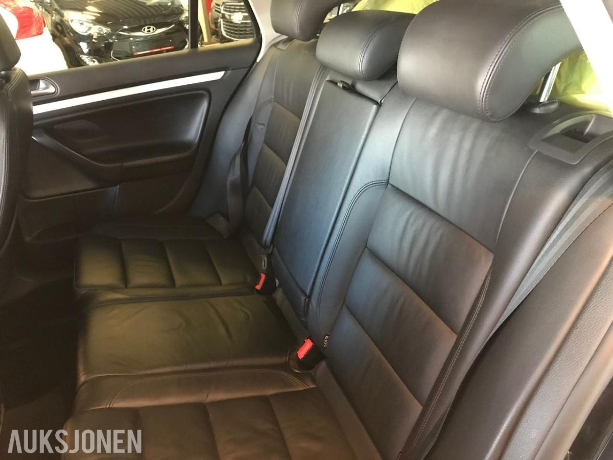 2013 Volkswagen Golf 1.6 Diesel 4MOTION, Cruisekontroll, Hengerfeste, Skinninteriør 