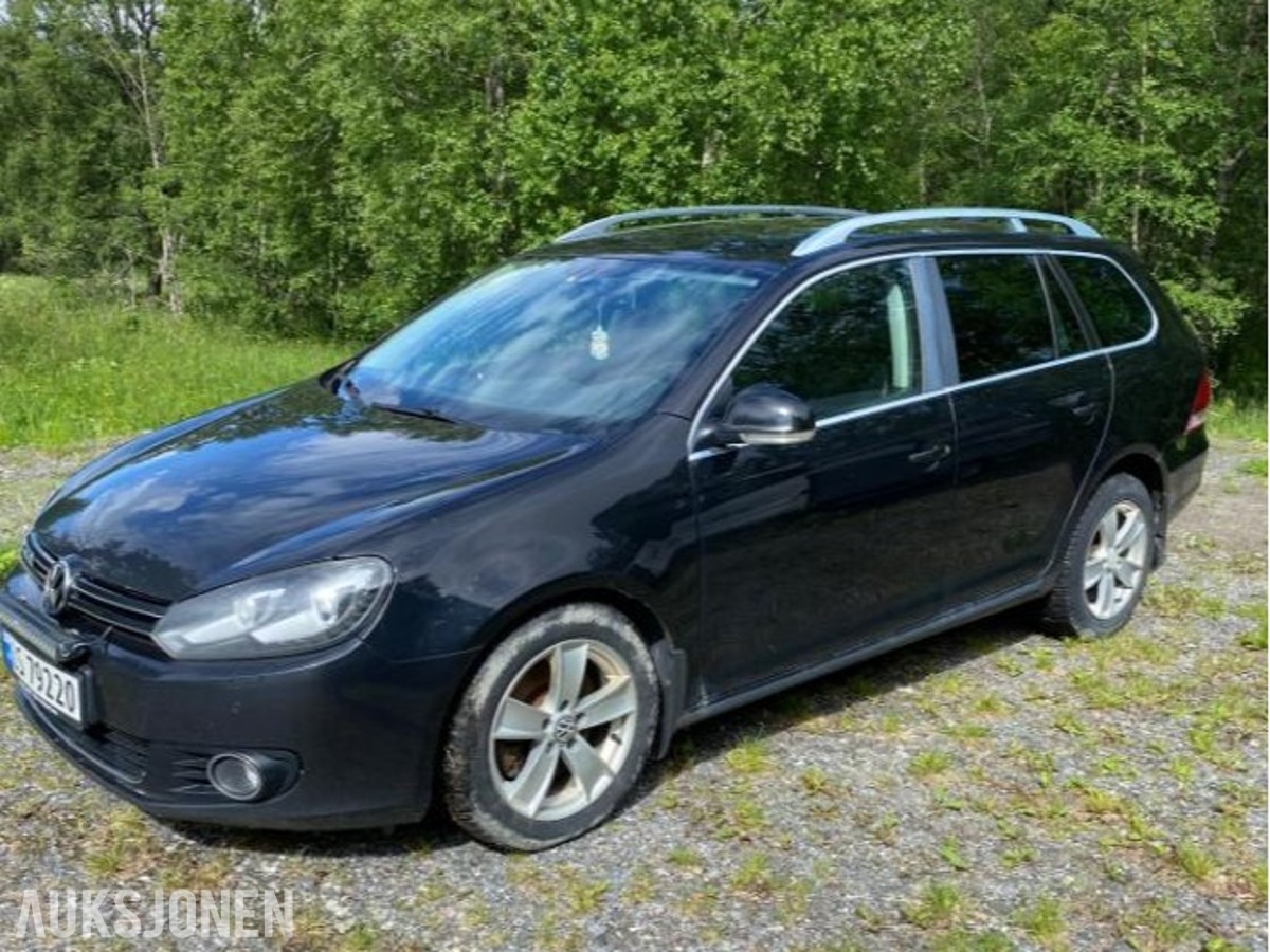2013 Volkswagen Golf 1.6 Diesel 4MOTION, Cruisekontroll, Hengerfeste, Skinninteriør 