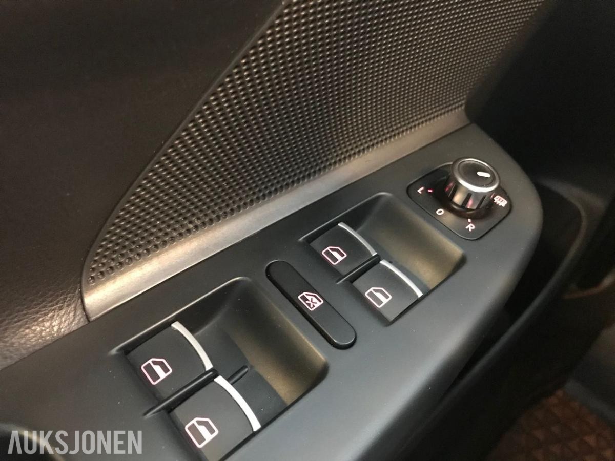 2013 Volkswagen Golf 1.6 Diesel 4MOTION, Cruisekontroll, Hengerfeste, Skinninteriør 