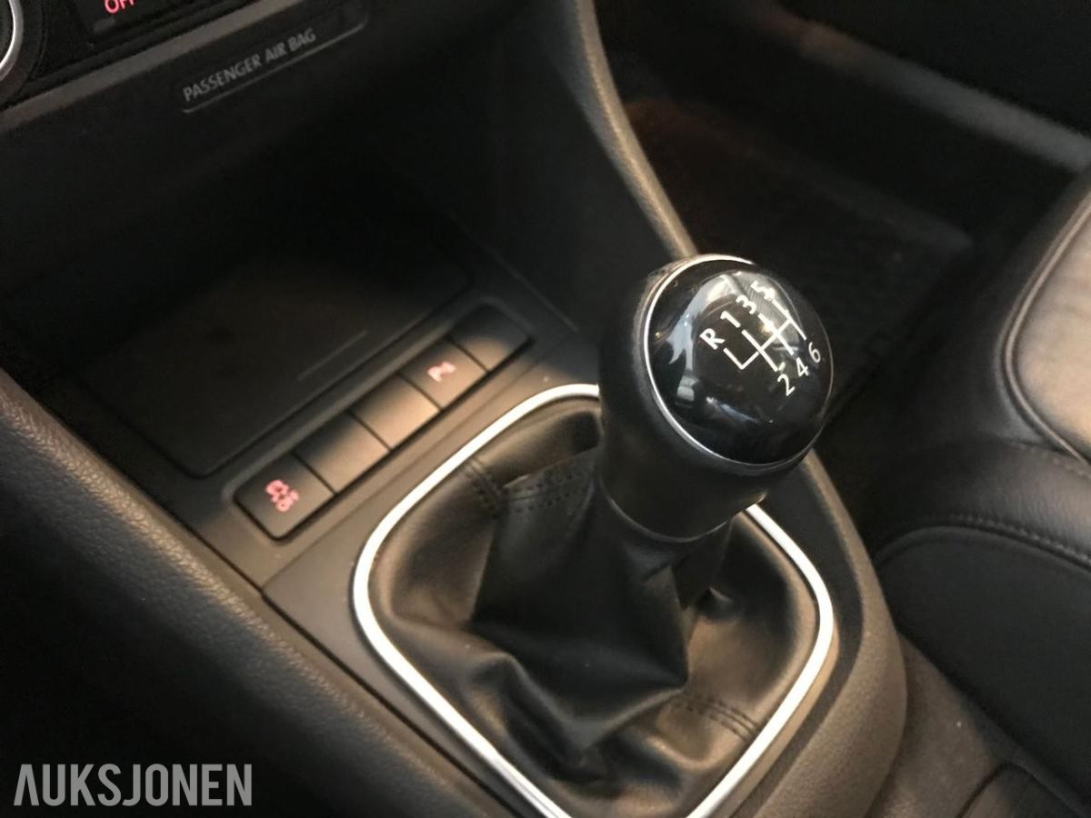 2013 Volkswagen Golf 1.6 Diesel 4MOTION, Cruisekontroll, Hengerfeste, Skinninteriør 