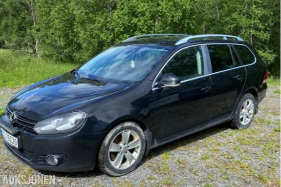 2013 Volkswagen Golf 1.6 Diesel 4MOTION, Cruisekontroll, Hengerfeste, Skinninteriør