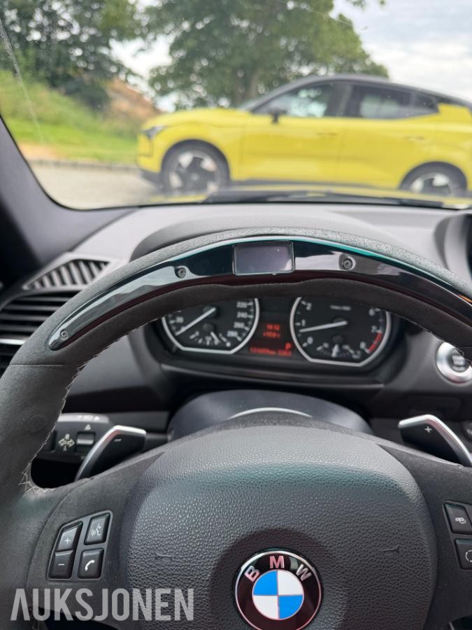 2011 BMW 135i Performance Cruisekontroll, Ryggekamera, Soltak