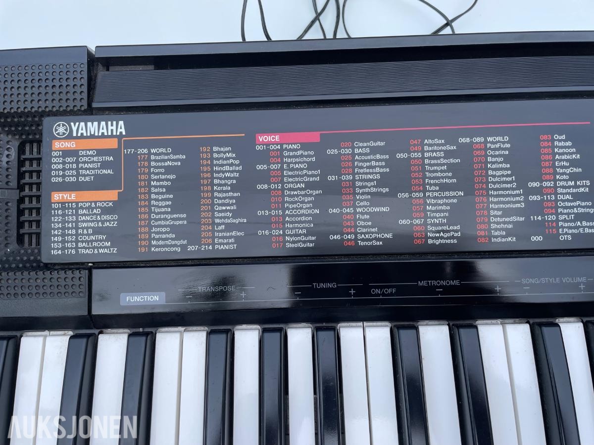 Keyboard Yamaha PSR-F51