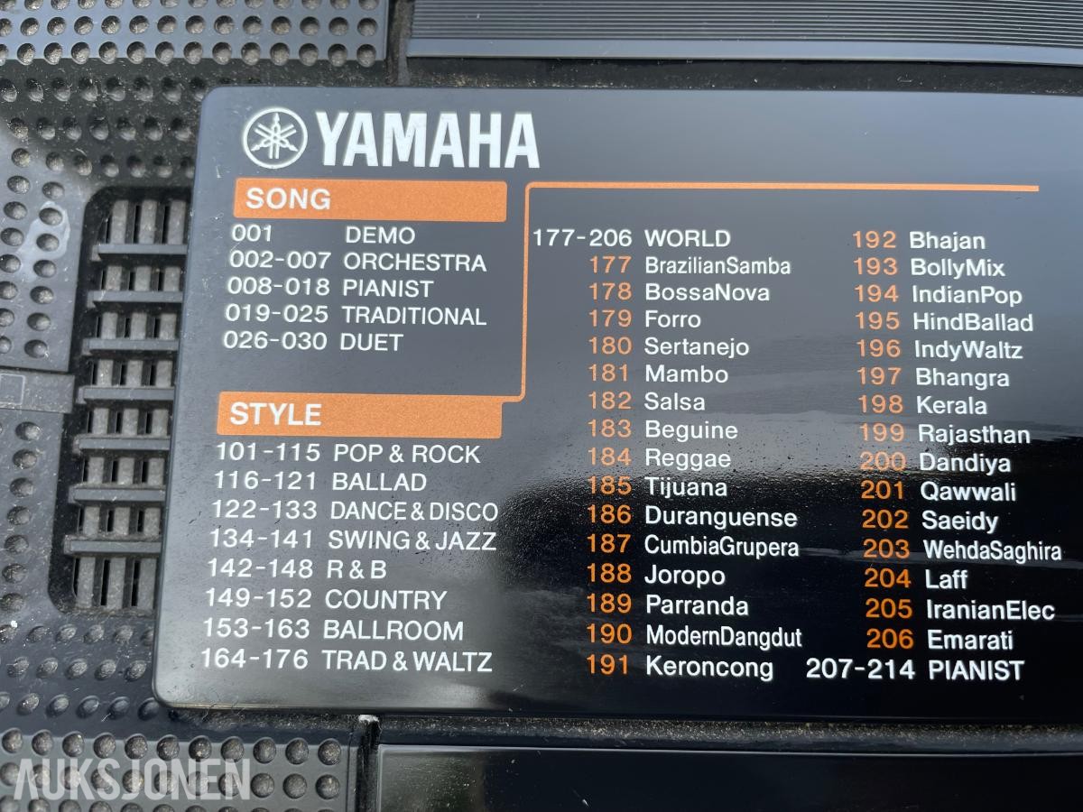 Keyboard Yamaha PSR-F51