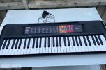 Keyboard Yamaha PSR-F51