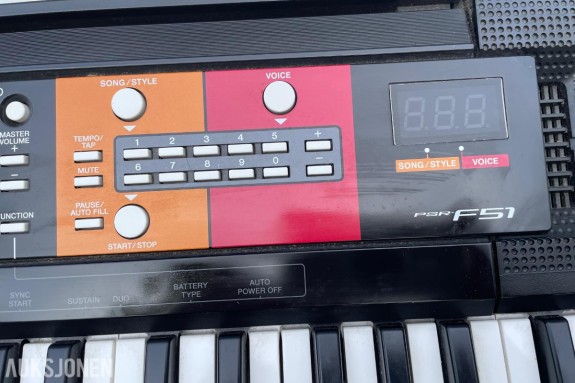 Keyboard Yamaha PSR-F51