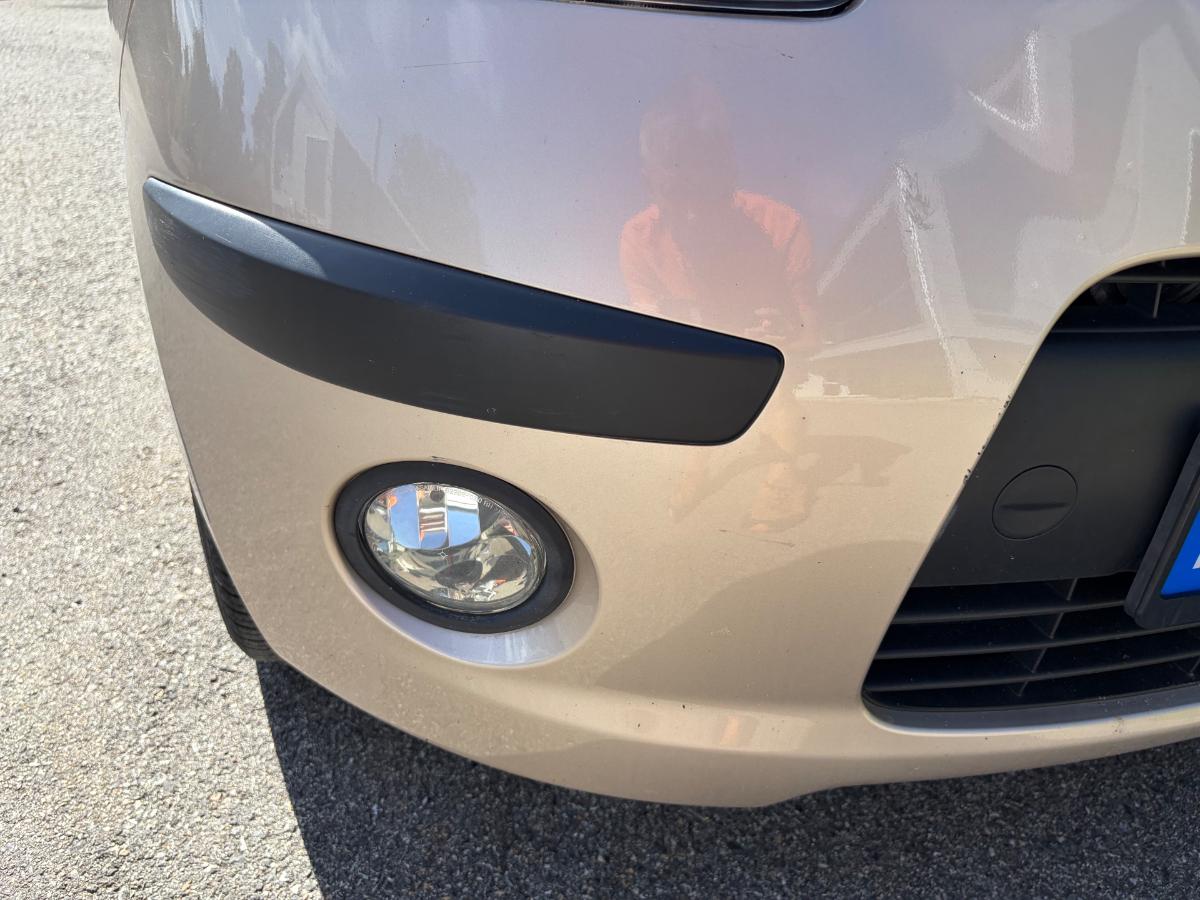 2010 Hyundai i10 1.2 77hk automat s+v dekk   lav km 49.226km eu ok 10.2027 - ingen minstepris