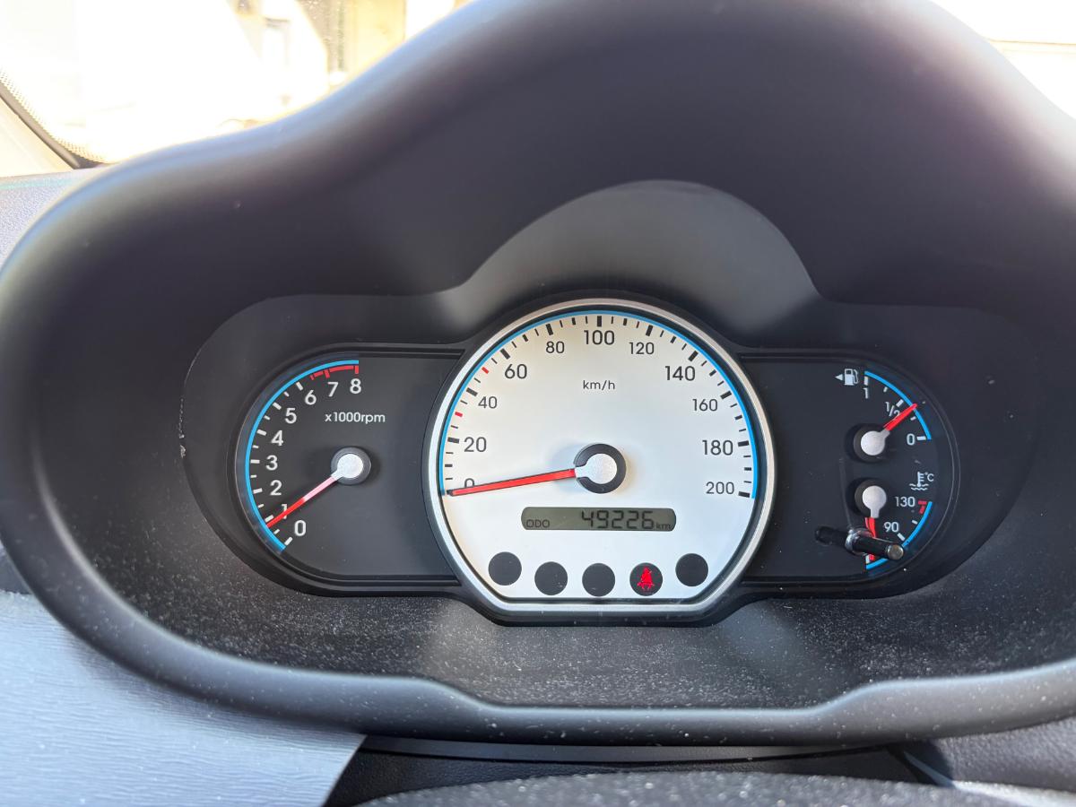 2010 Hyundai i10 1.2 77hk automat s+v dekk   lav km 49.226km eu ok 10.2027 - ingen minstepris