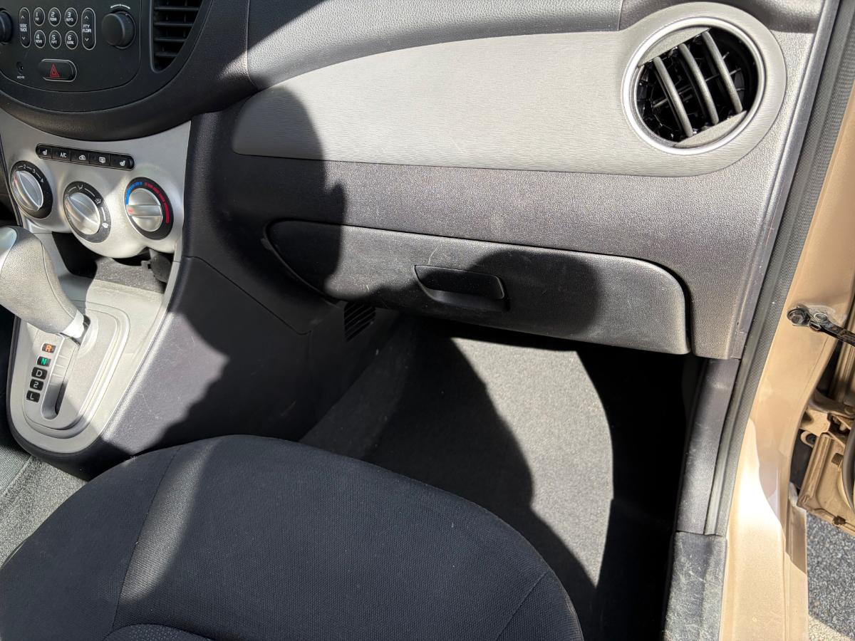 2010 Hyundai i10 1.2 77hk automat s+v dekk   lav km 49.226km eu ok 10.2027 - ingen minstepris