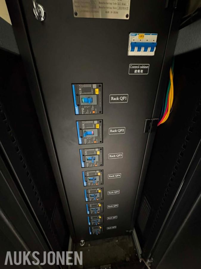 Minerbase L20 - komplett immersion cooling mining container - 2023