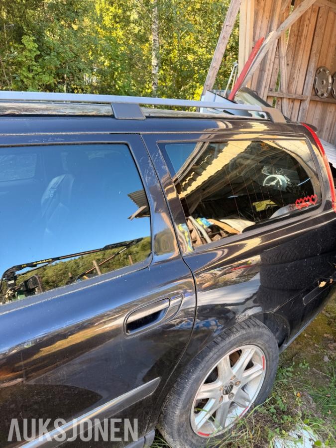 2004 Volvo V70 2.0 179hk automat skinnseter rep objekt